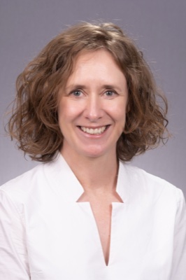 Dr Heather Lund